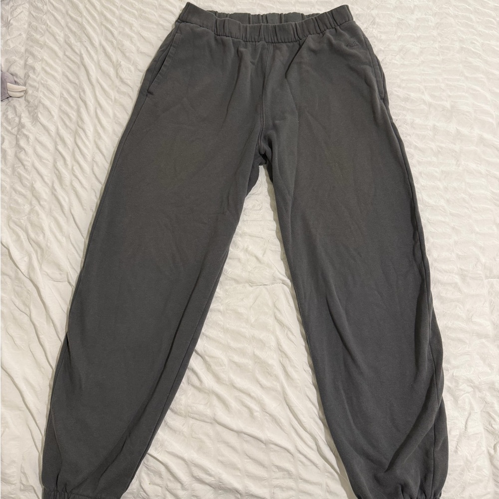 hollister gray sweatpants! size M